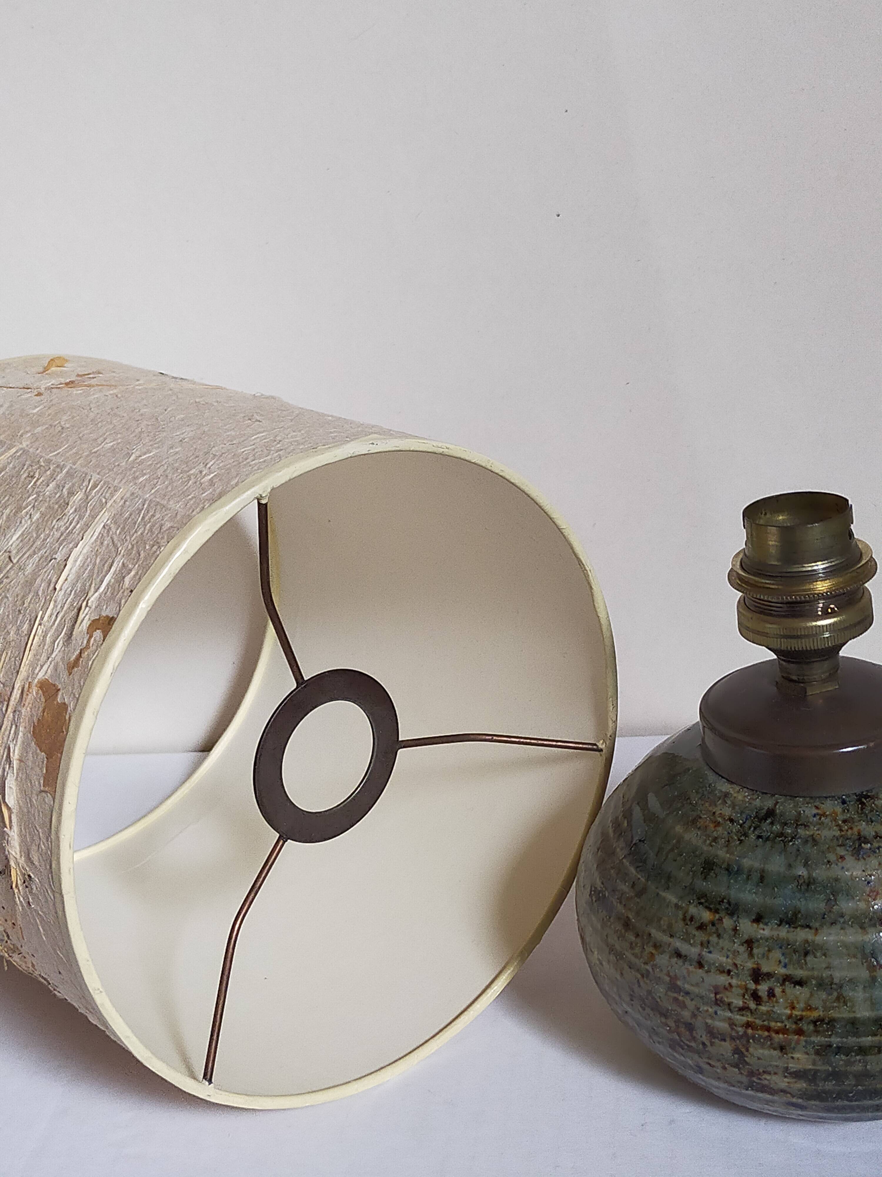 Lampe d'appoint vintage en grès émaillé, abat-jour herbier