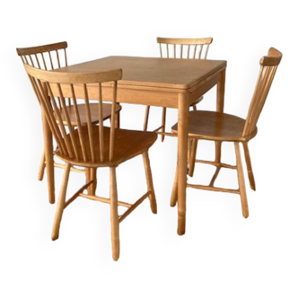 Dutch-1960s-dining-table and four chairs
