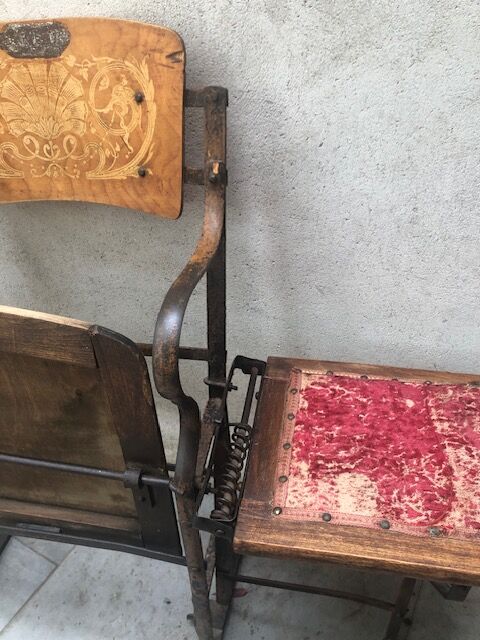 Triple show chair 1920/1930