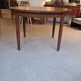 Table à repas de style scandinave en teck