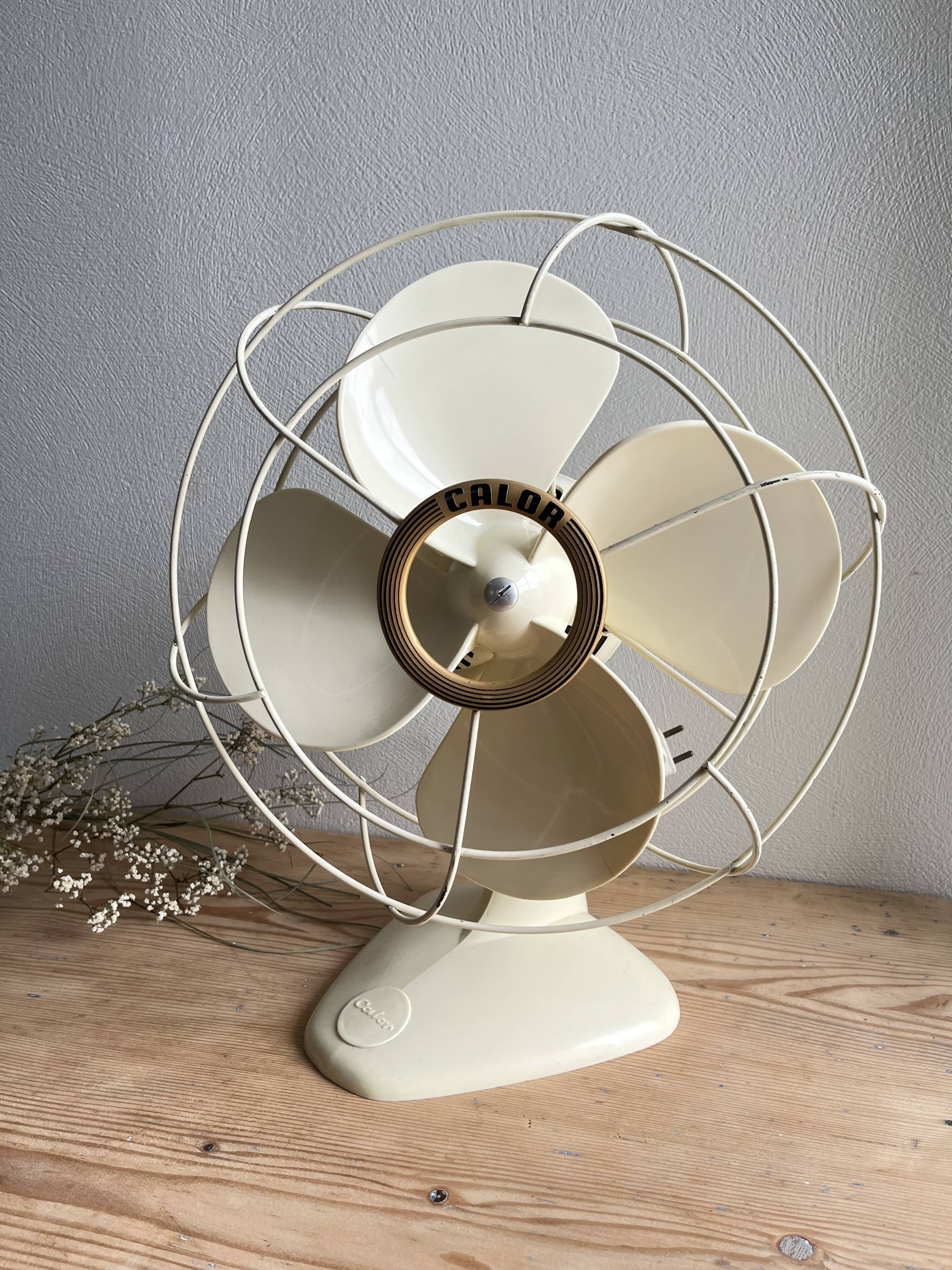 Vintage beige Calor fan