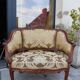 Fauteuil bergère louis XV en Noyer sculpté