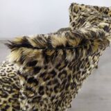 Pair of leopard bridge heaters
