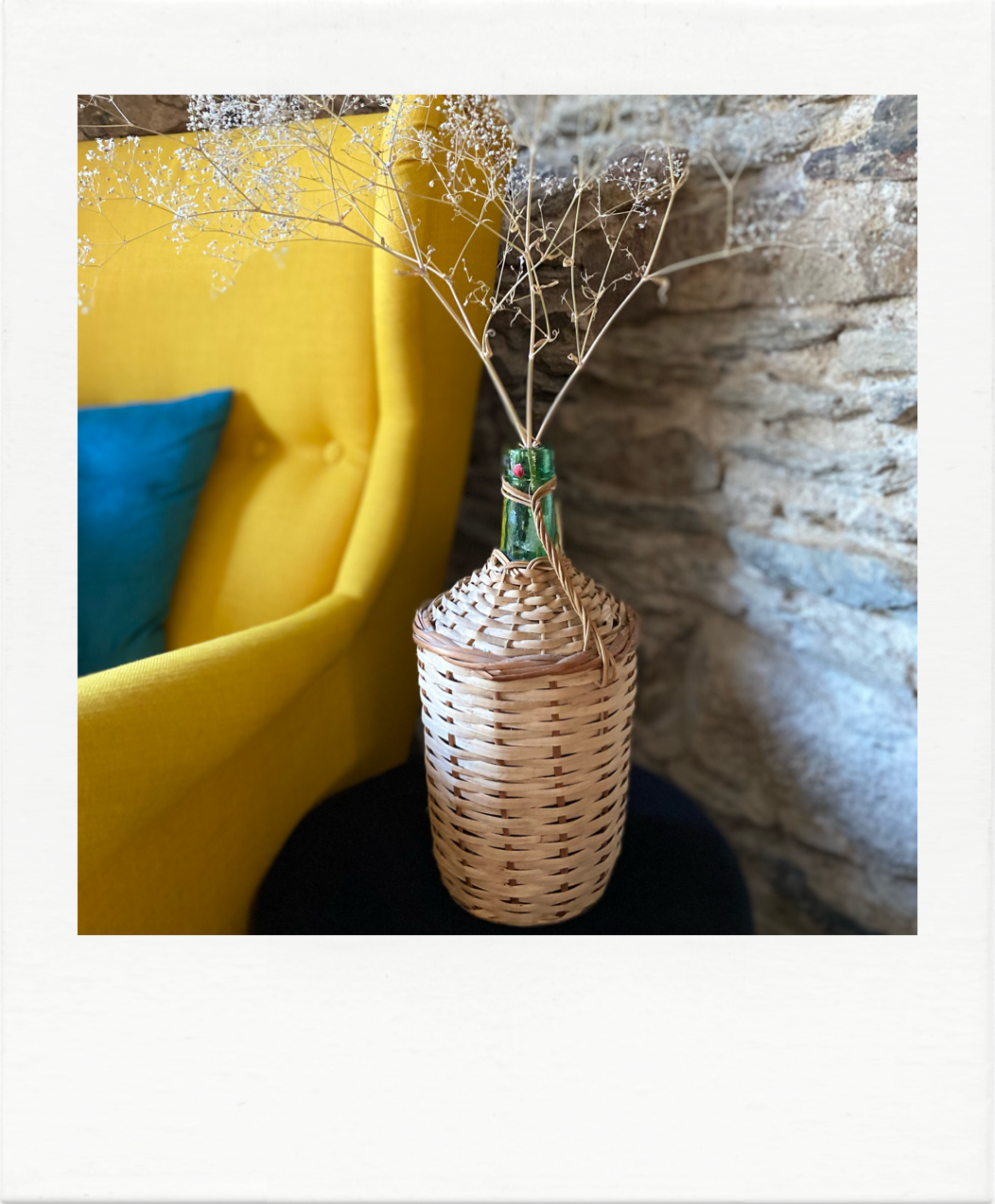 Demijohn in wicker dress