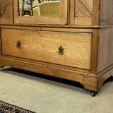 Penderie en frêne anglaise début XXème