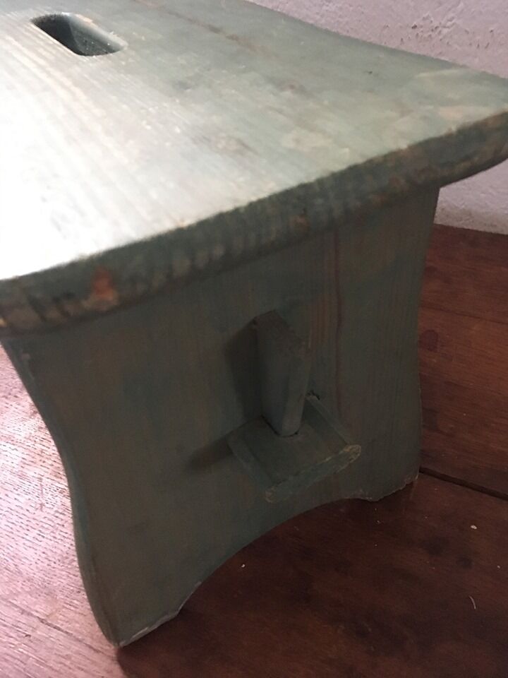 Wooden foot rest