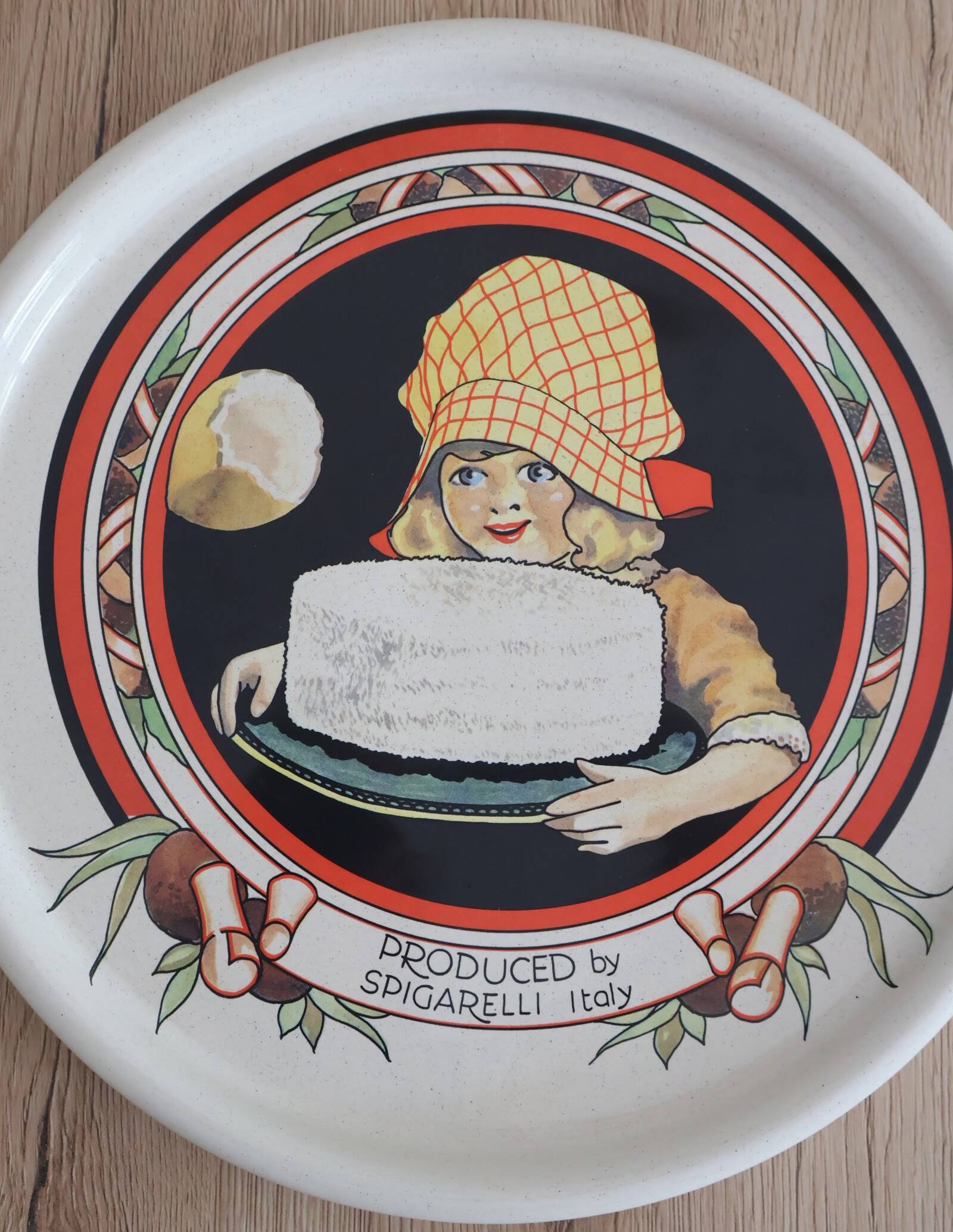 Italian ceramic pie or cake dish