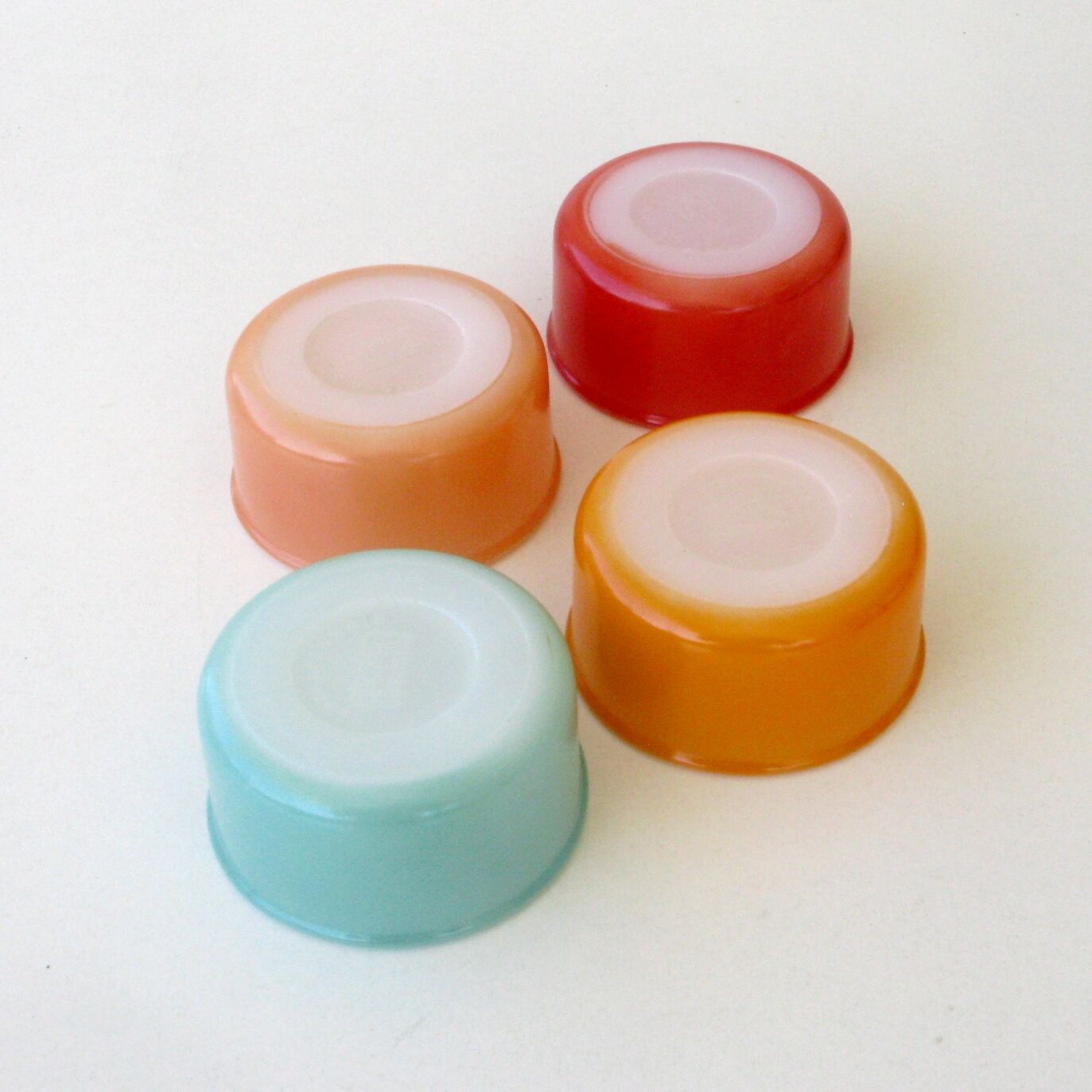 Lot 4 Ramekin cups ARCOPAL colors Multicolored - FLAN LYONNAIS