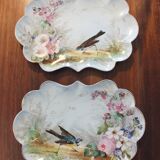 Pair of small porcelain dishes painted with birds and flowers 19th