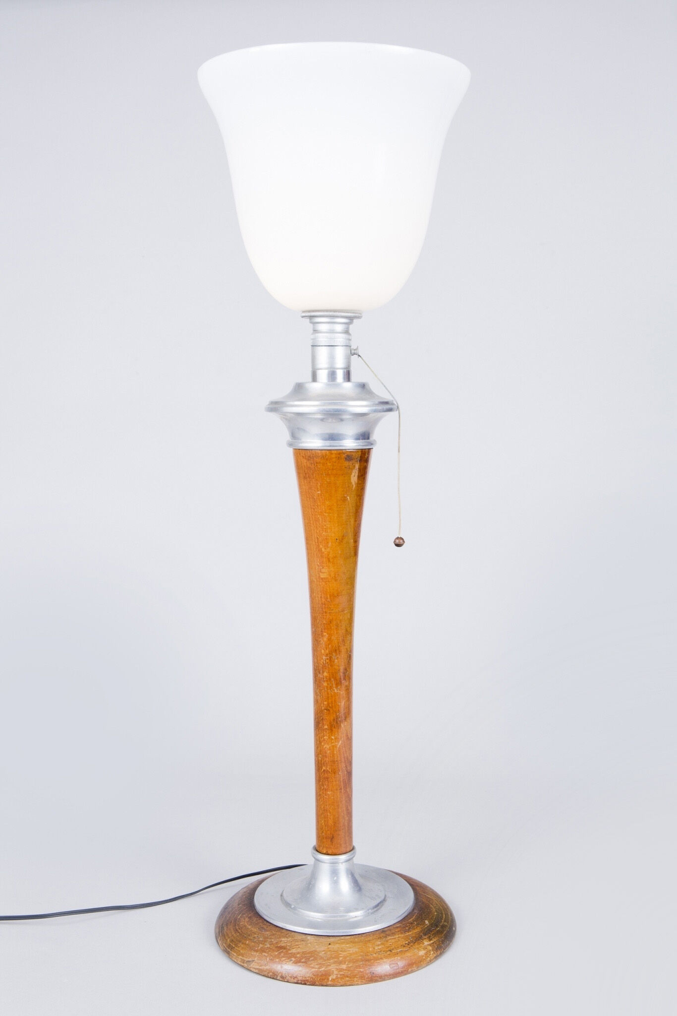 French Art Deco lamp made in the 1920s