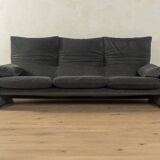 "675 Maralunga" Sofa by Vico Magistretti for Cassina