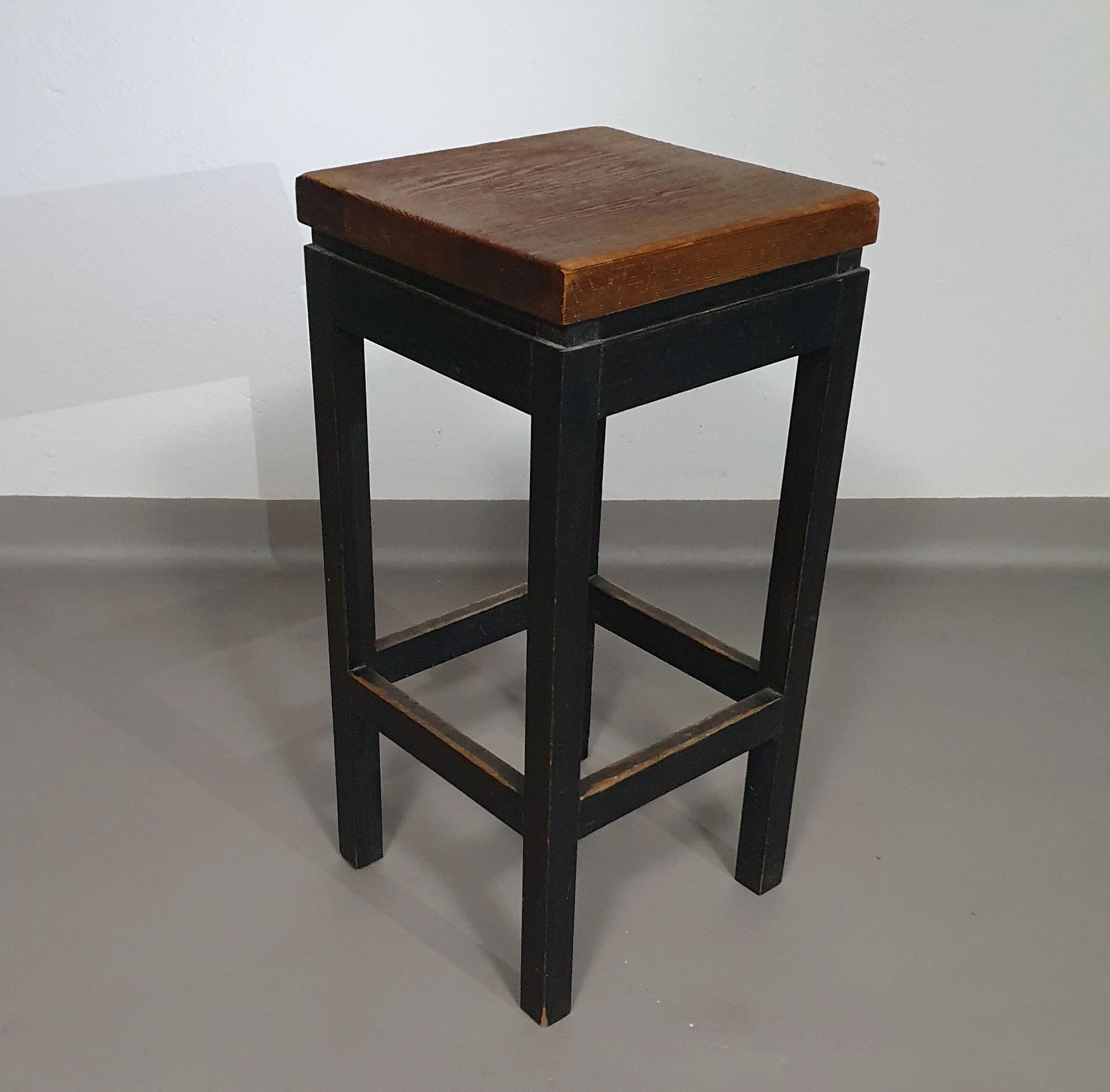 3 x tabourets de construction en chêne années 1960