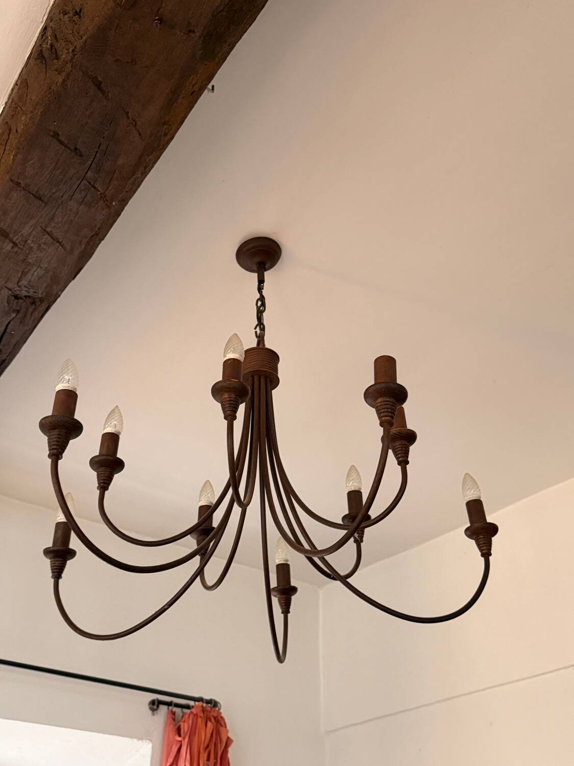 Copper metal chandelier with 10 bulbs