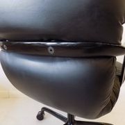 Black leather office chair 2328 by Bruce Hannah & Andrew Morrison