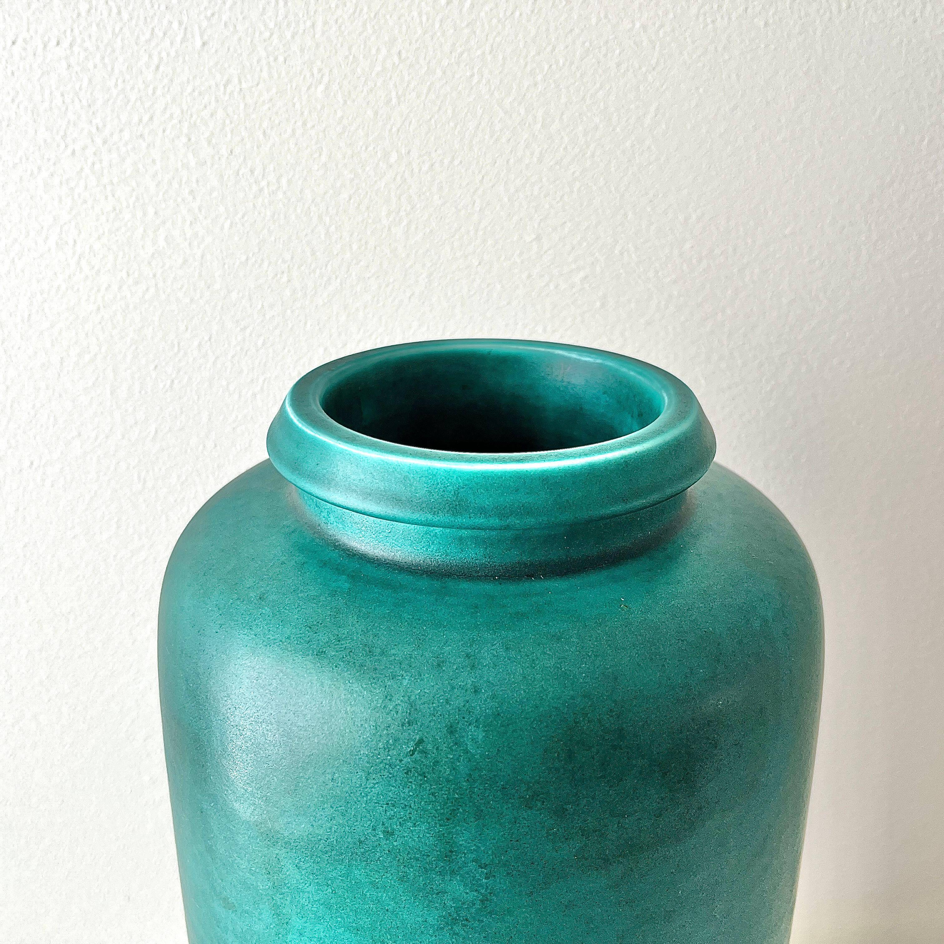 Large ceramic vase The Modern Scandinavian Kåge for Gustavsberg Sweden.