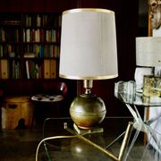 Lampe en bronze patiné et cuir art deco danemark 1930