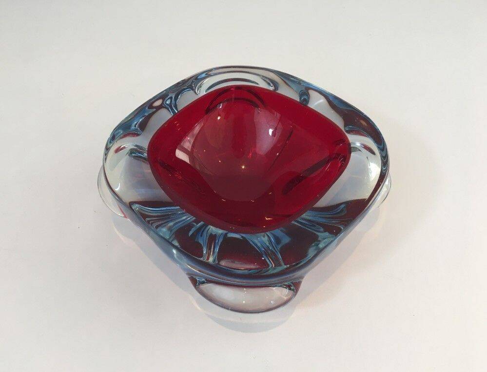 Two-tone crystal ashtray