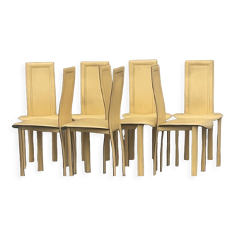 8 chaises de la marque Quia modèle Sossano