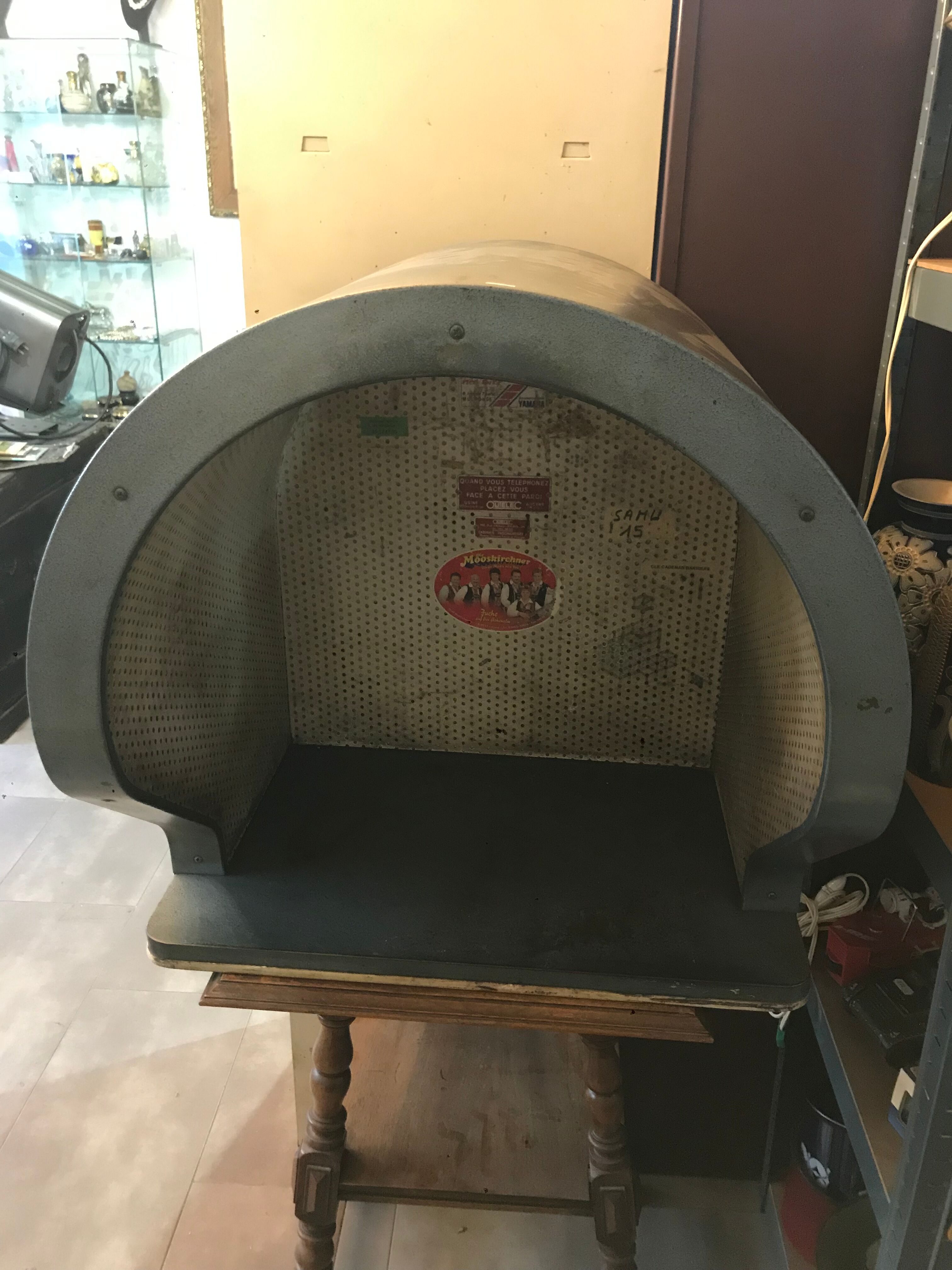 Former outelec phone booth