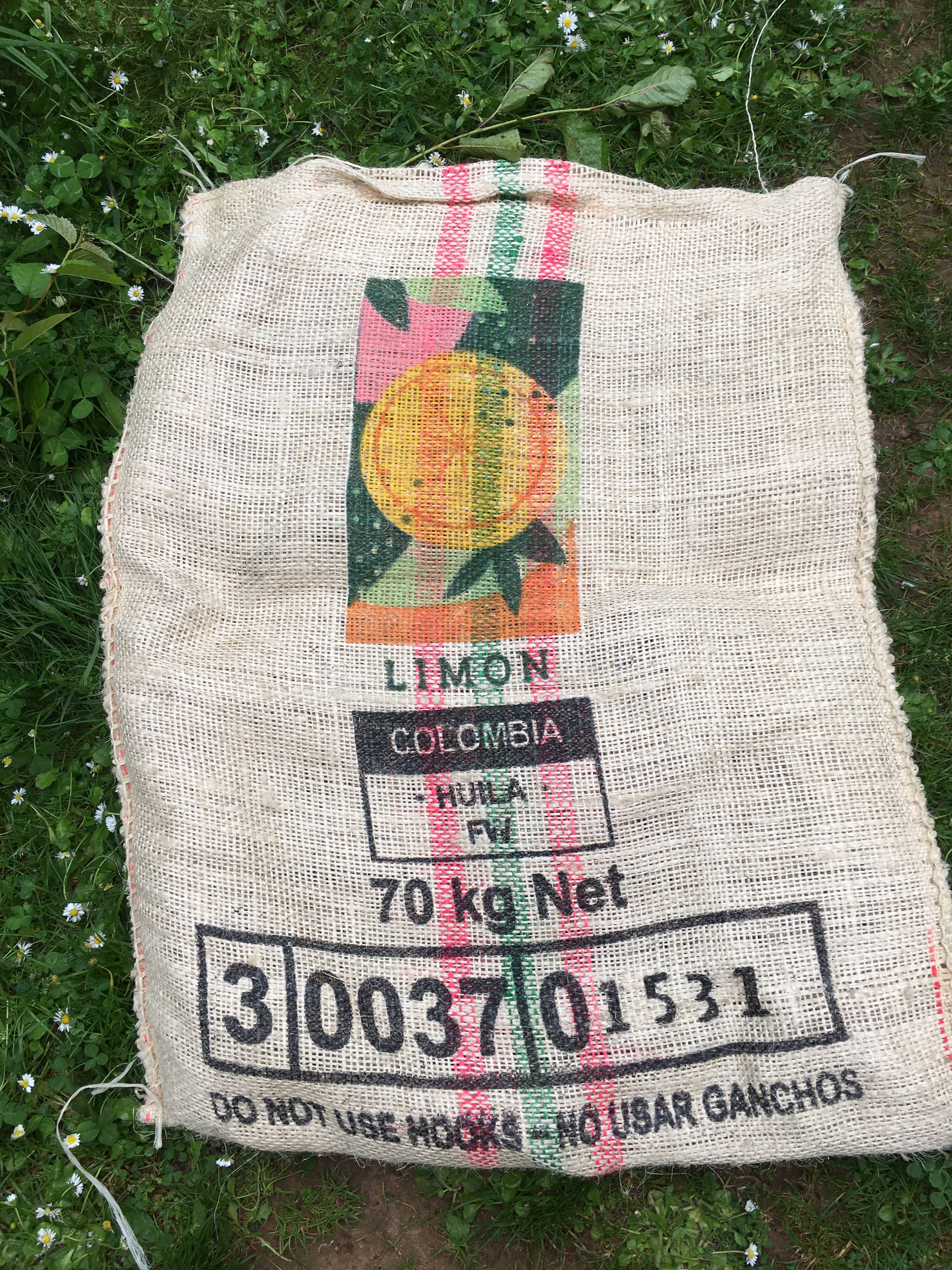 Sac toile de jute burla café Colombie Limo déco maison coussin relooking