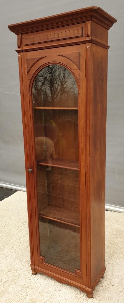 Showcase slender library louis XVI style