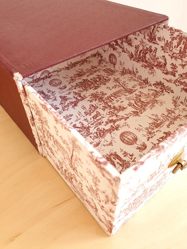 Vintage storage box