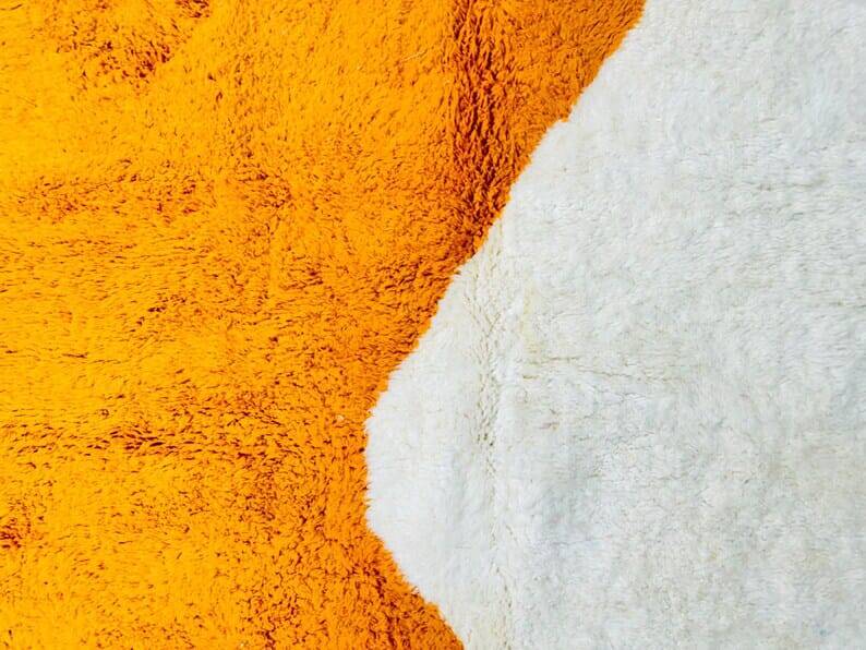 Handmade pure wool Beni Ouraine rug, size 250 x 250 cm