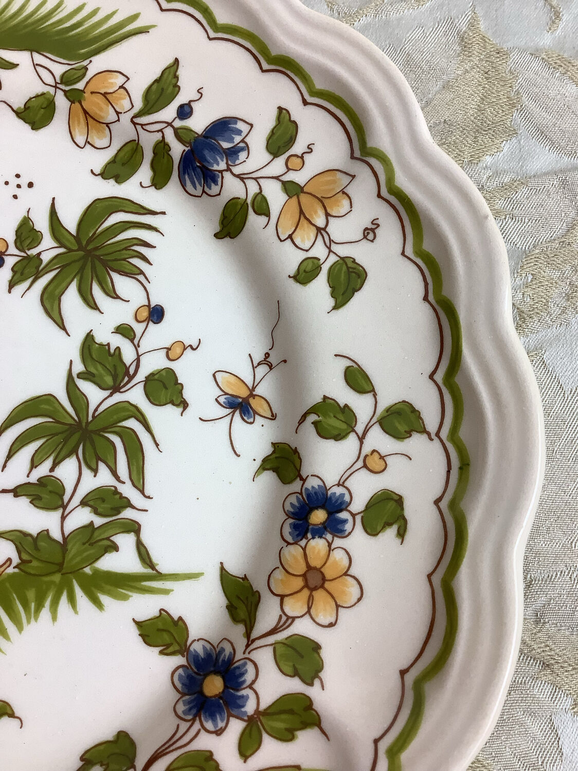 Antique decorative plate Moustiers France