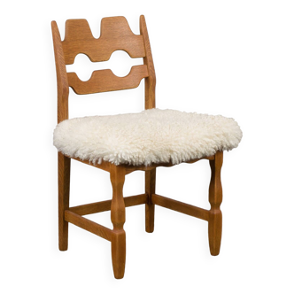 Chaise Razor Blade en chêne et peau de mouton naturelle par Henning Kjaernulf