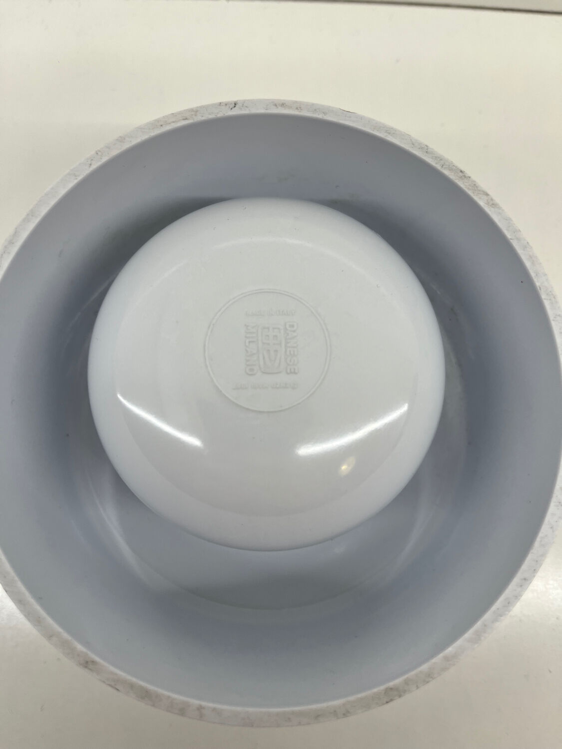 Enzo Mari ashtray Borneo - Danese Milano - White melamine - Design