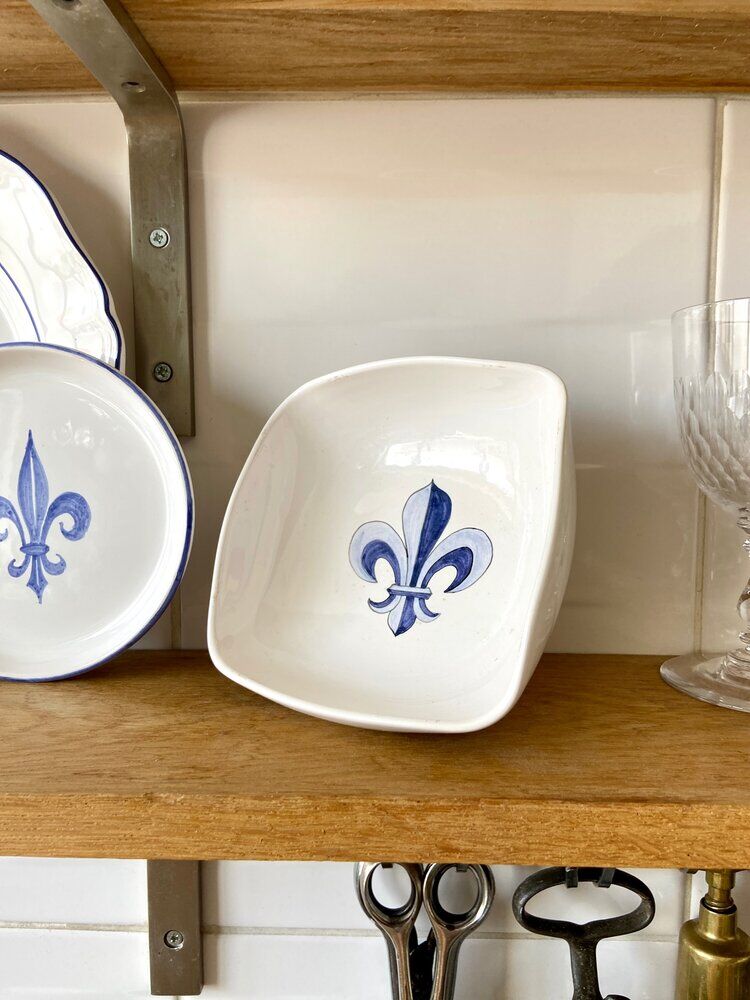 3 dishes in kergonan earthenware