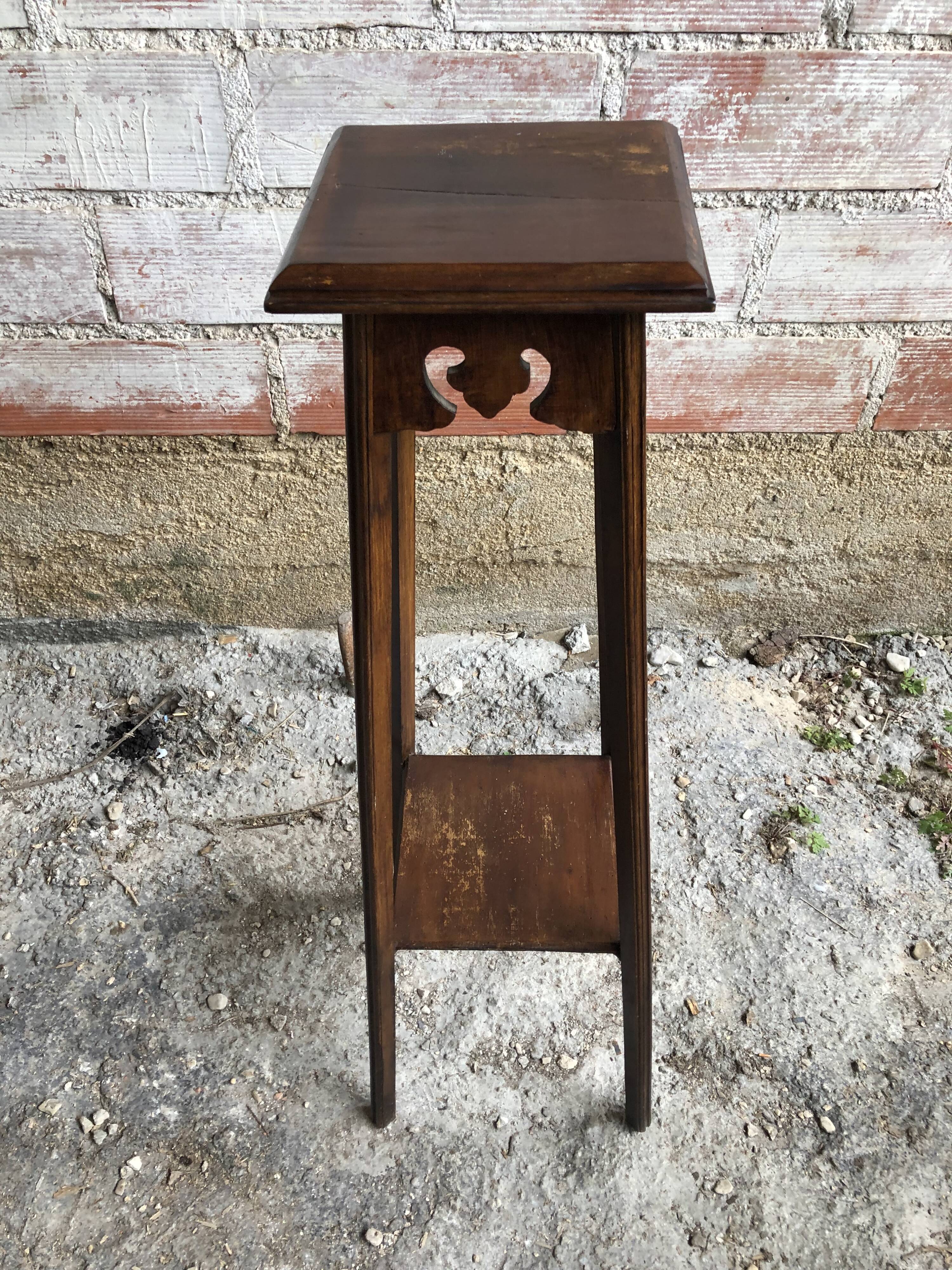 Sellette sculptée bois pieds compas vintage