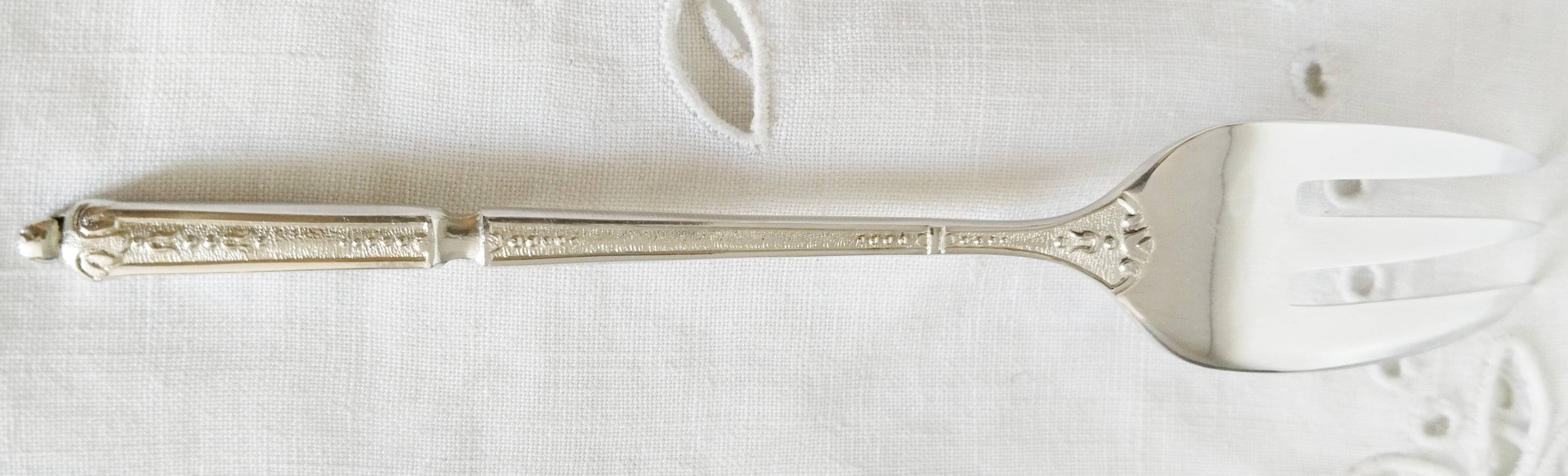 Oyster or dessert forks, silver