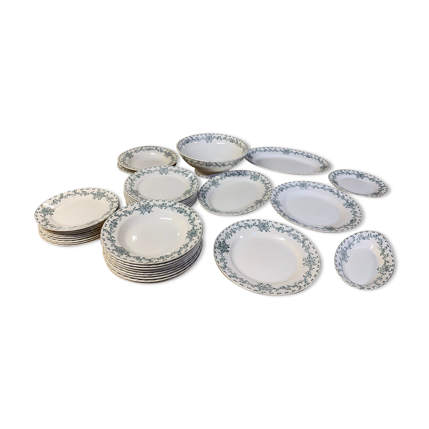 Table service in Emile Bourgeois earthenware, XIXth