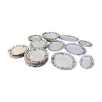 Table service in Emile Bourgeois earthenware, XIXth