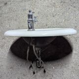 Oval basin