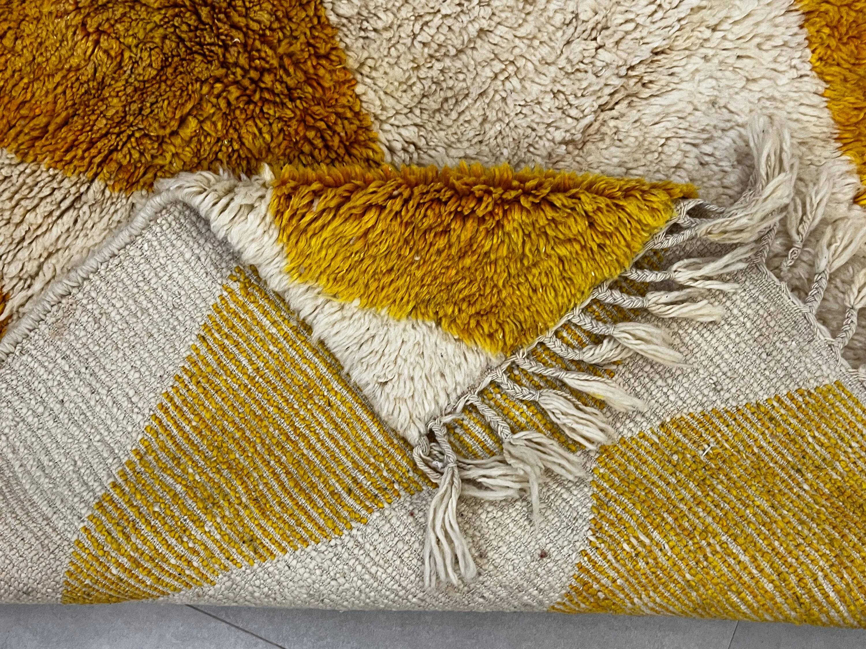 Handmade natural Berber rug 2.5x1.5 m