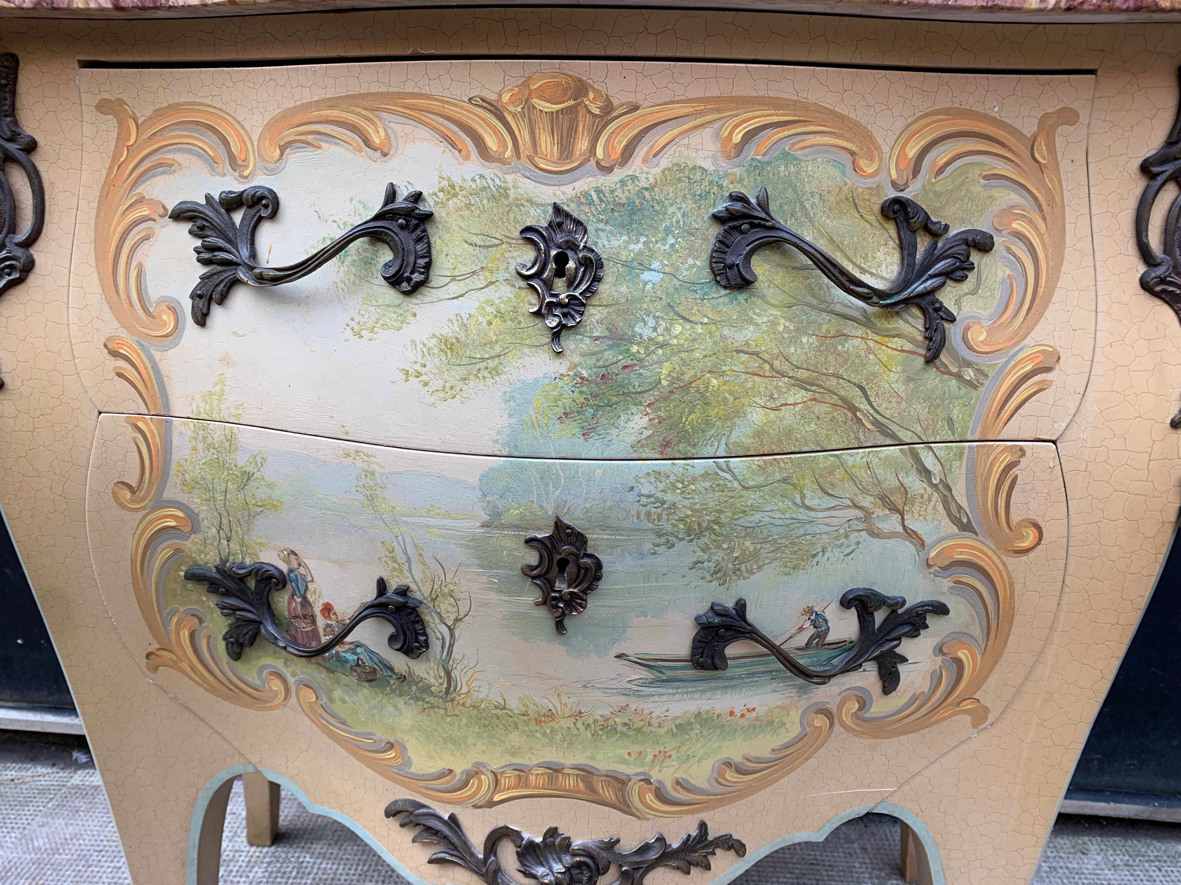 Chest of drawers Louis XV style painted woodwork