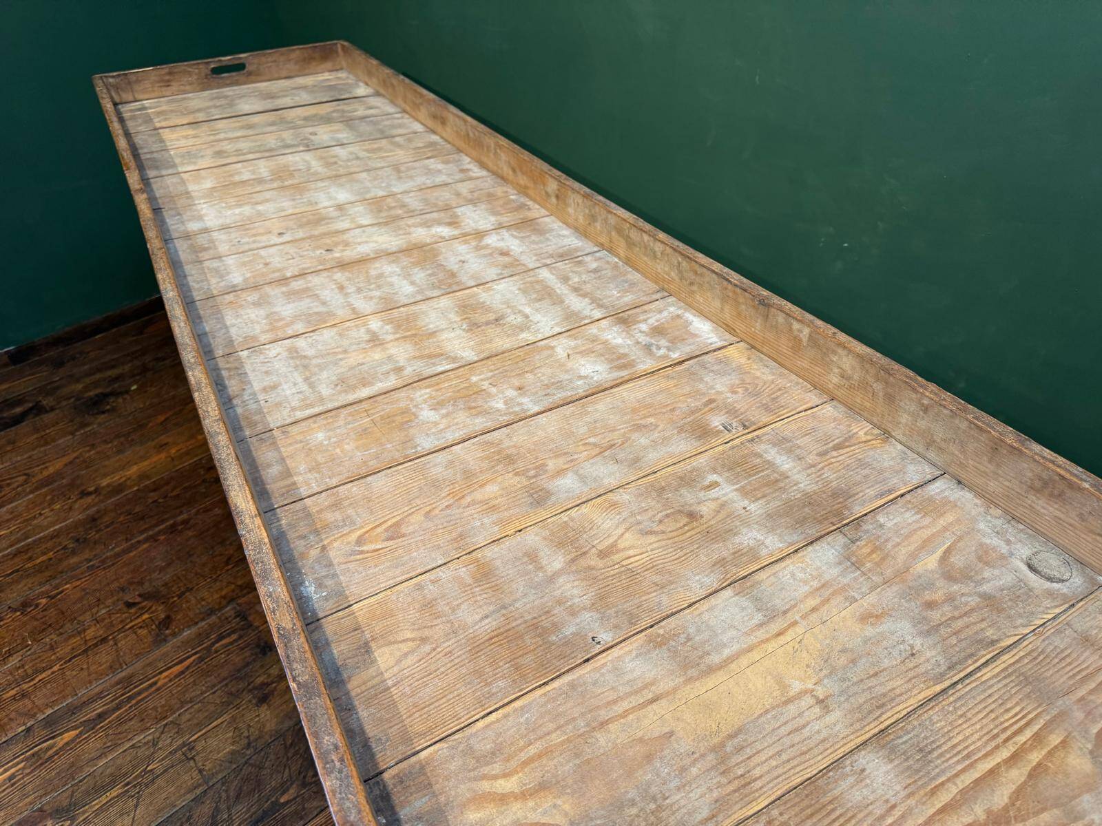 Craft table