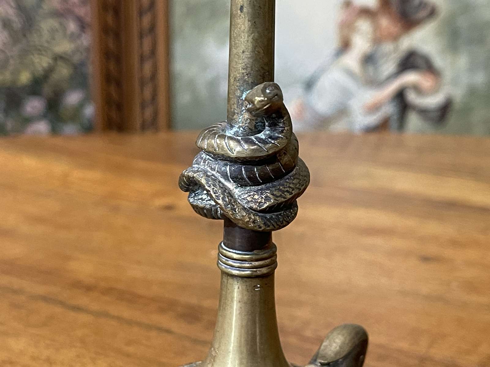 Pair of bronze candle holders XIXth decoration snakes