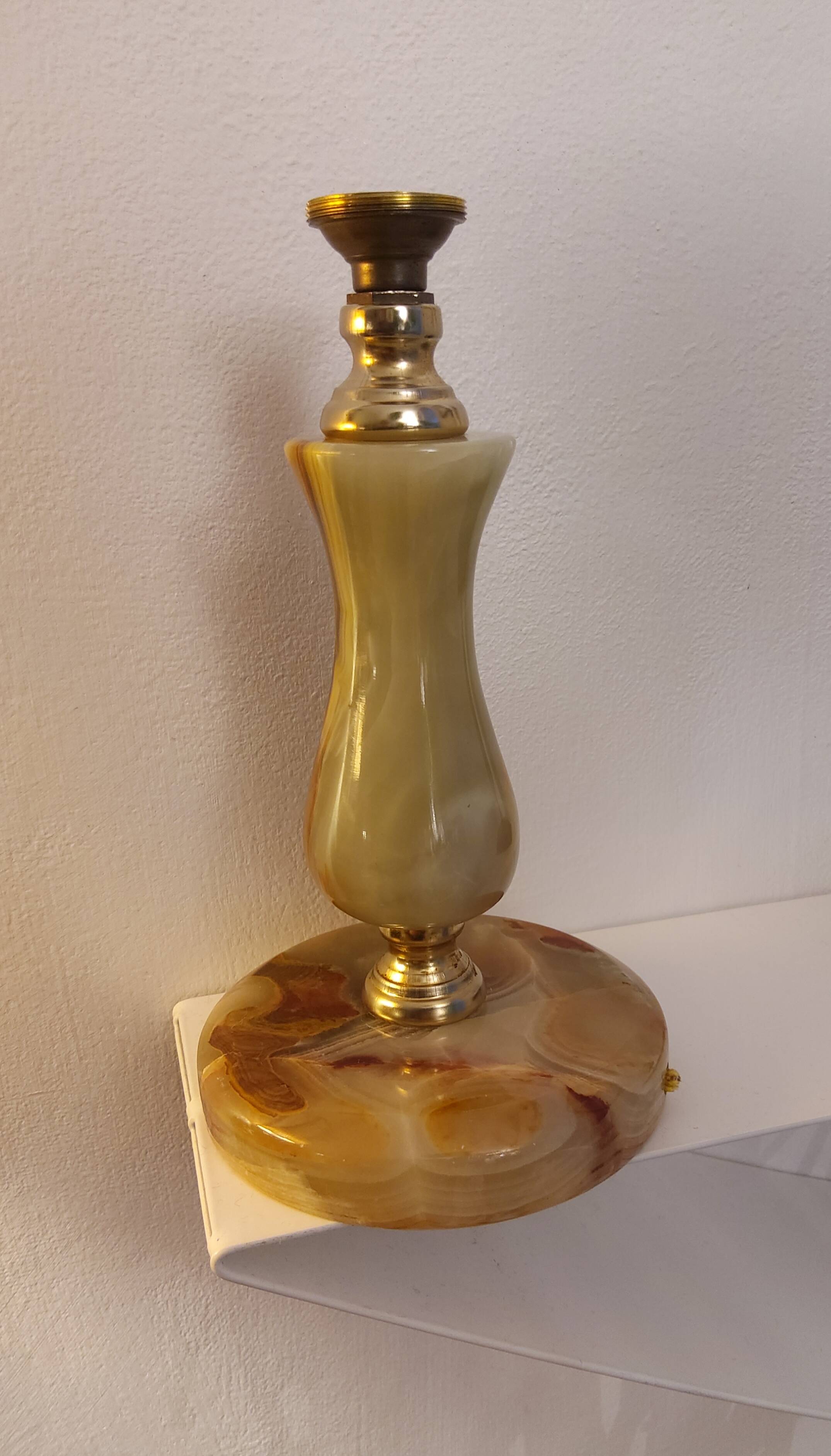 Onyx lamp base