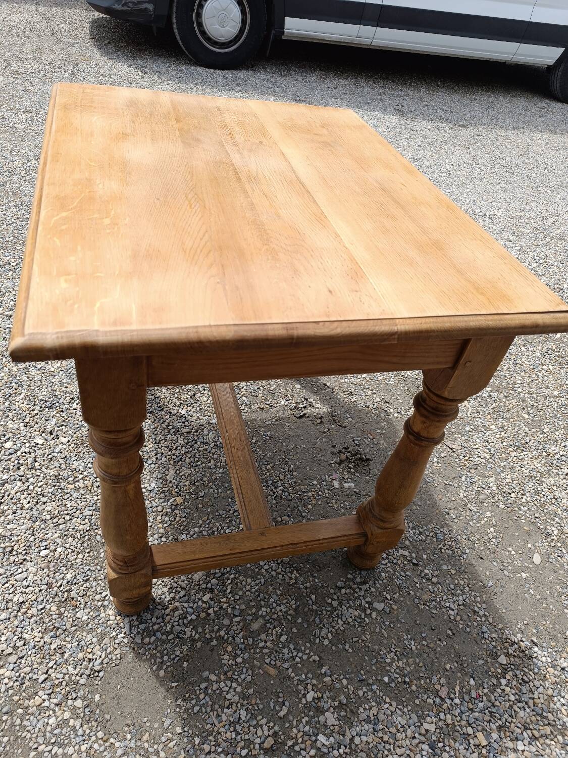 Petite table