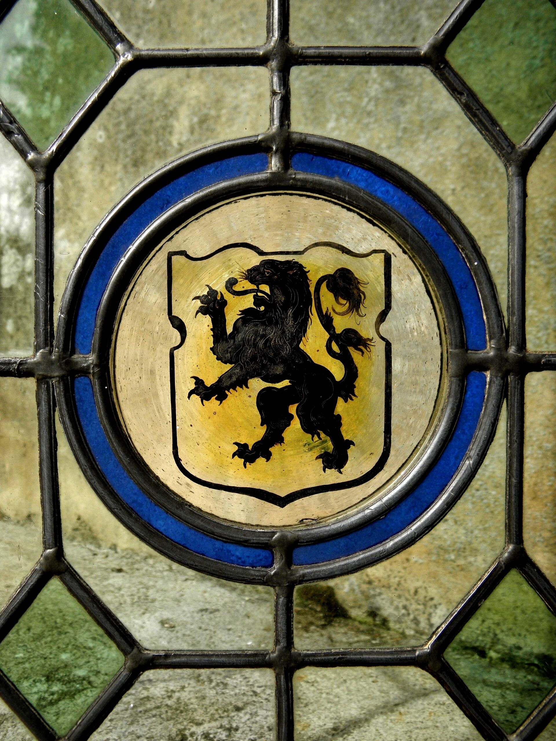 Ensemble de portes et fenêtres à vitraux