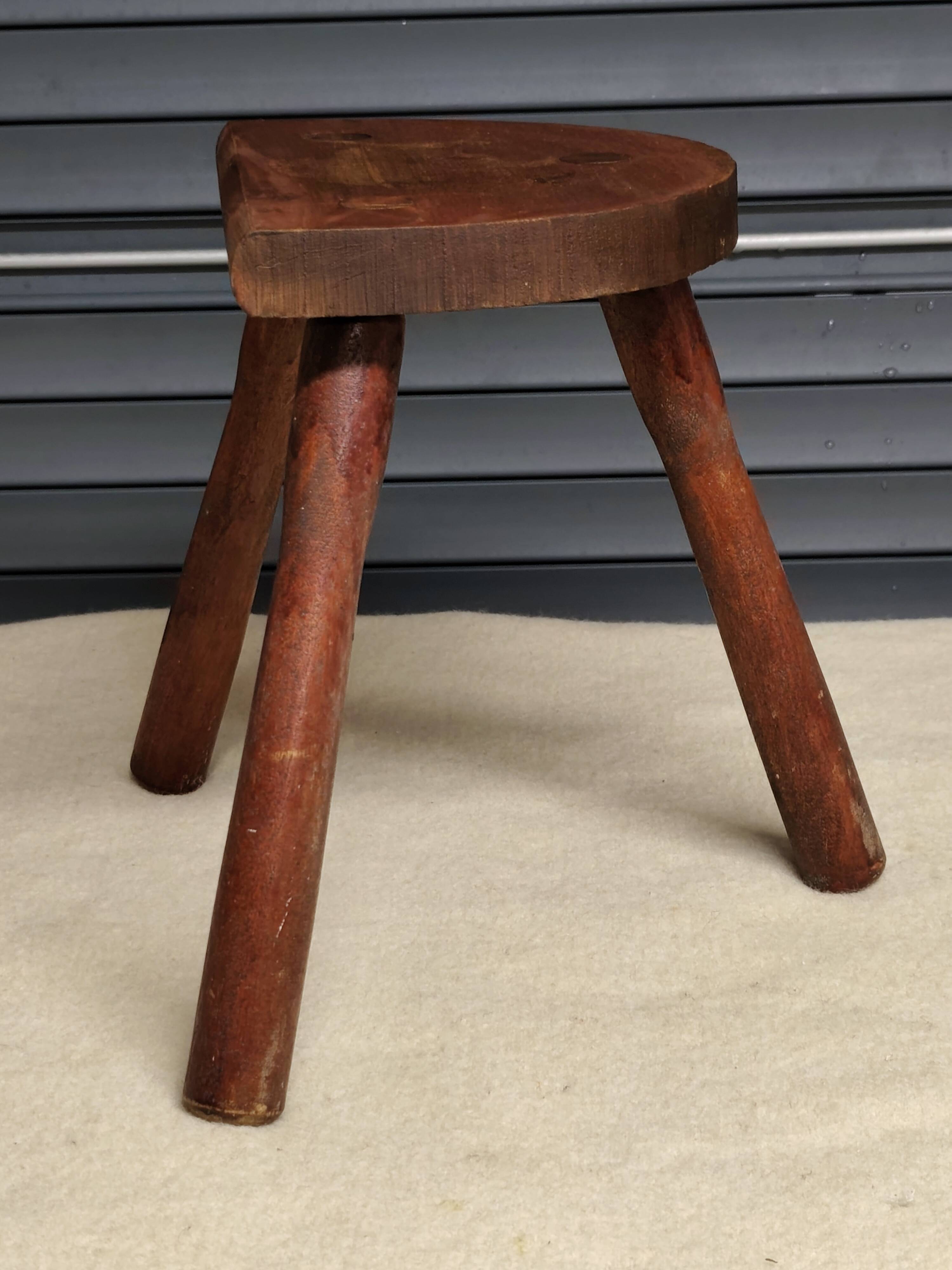 Tabouret de ferme vintage