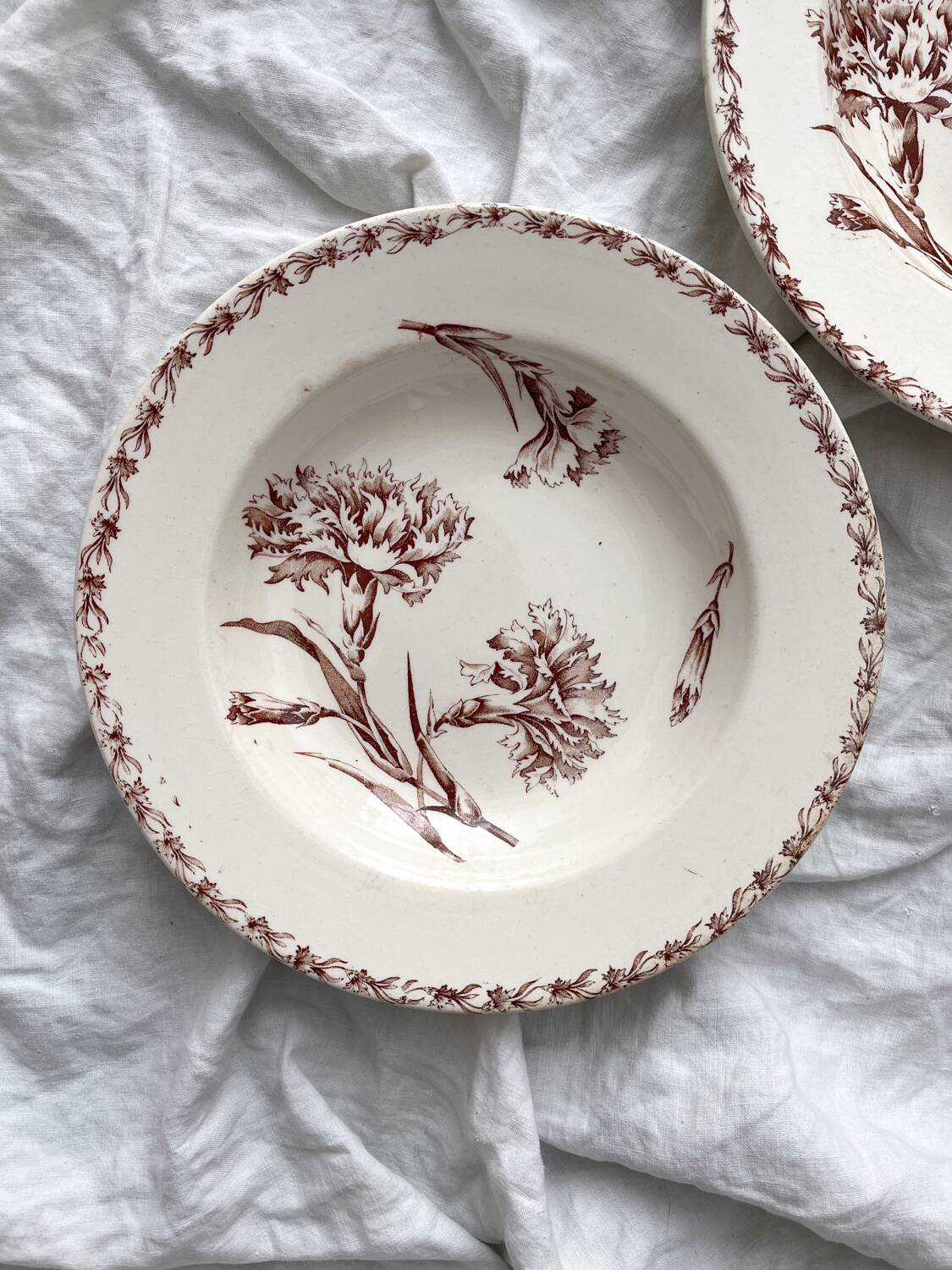 2 “Oeillet” ironstone earthenware soup plates KG Lunéville