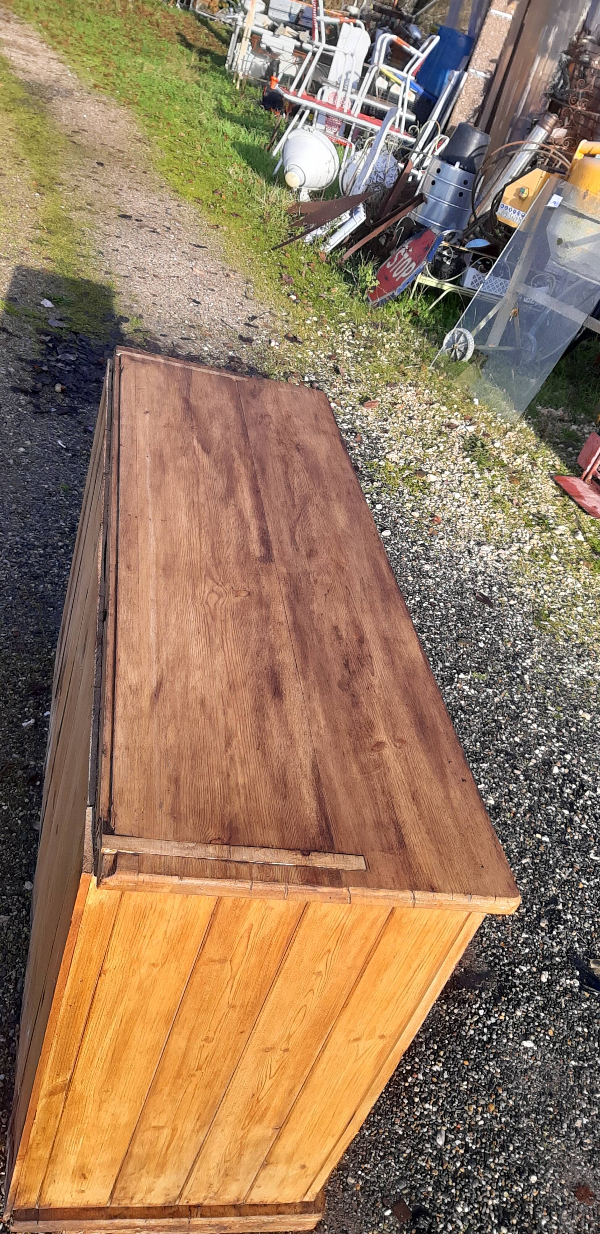 Industrial storage unit