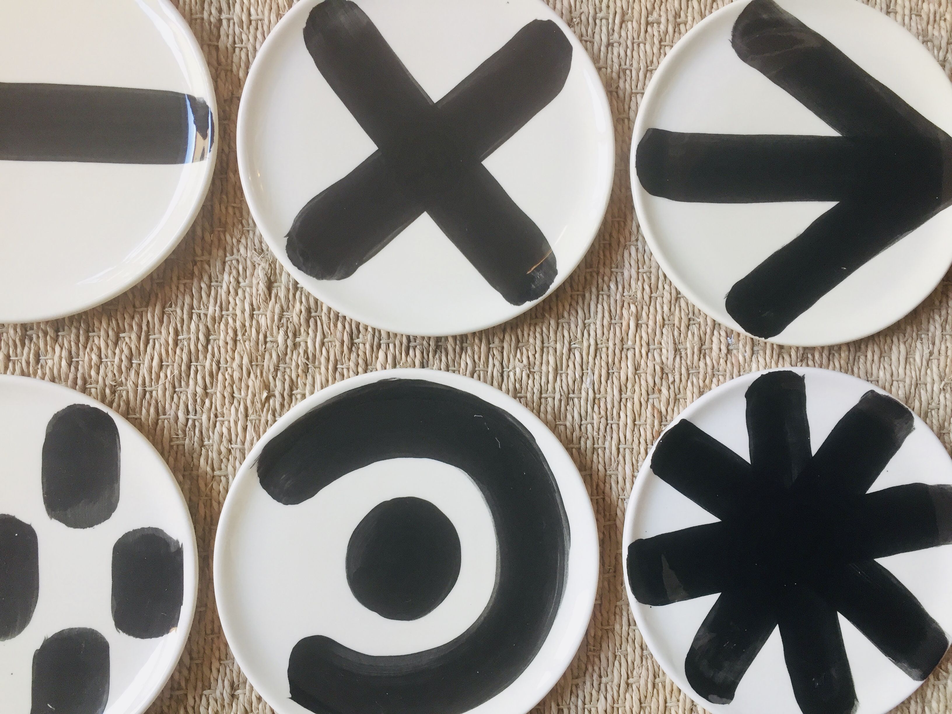 Set of 8 hand-painted dessert plates made by French Vallauris