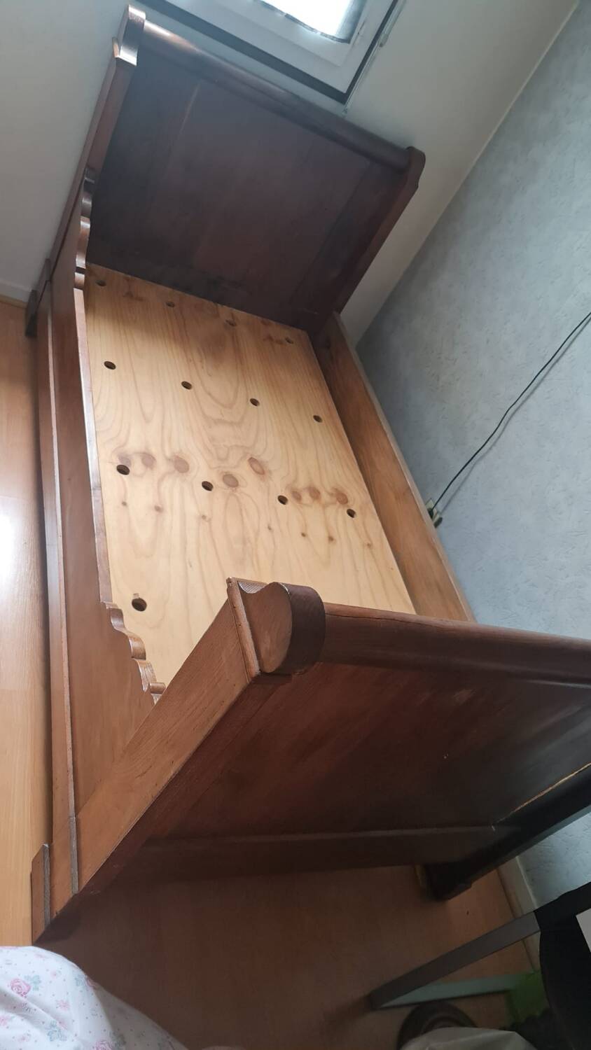 Boat bed