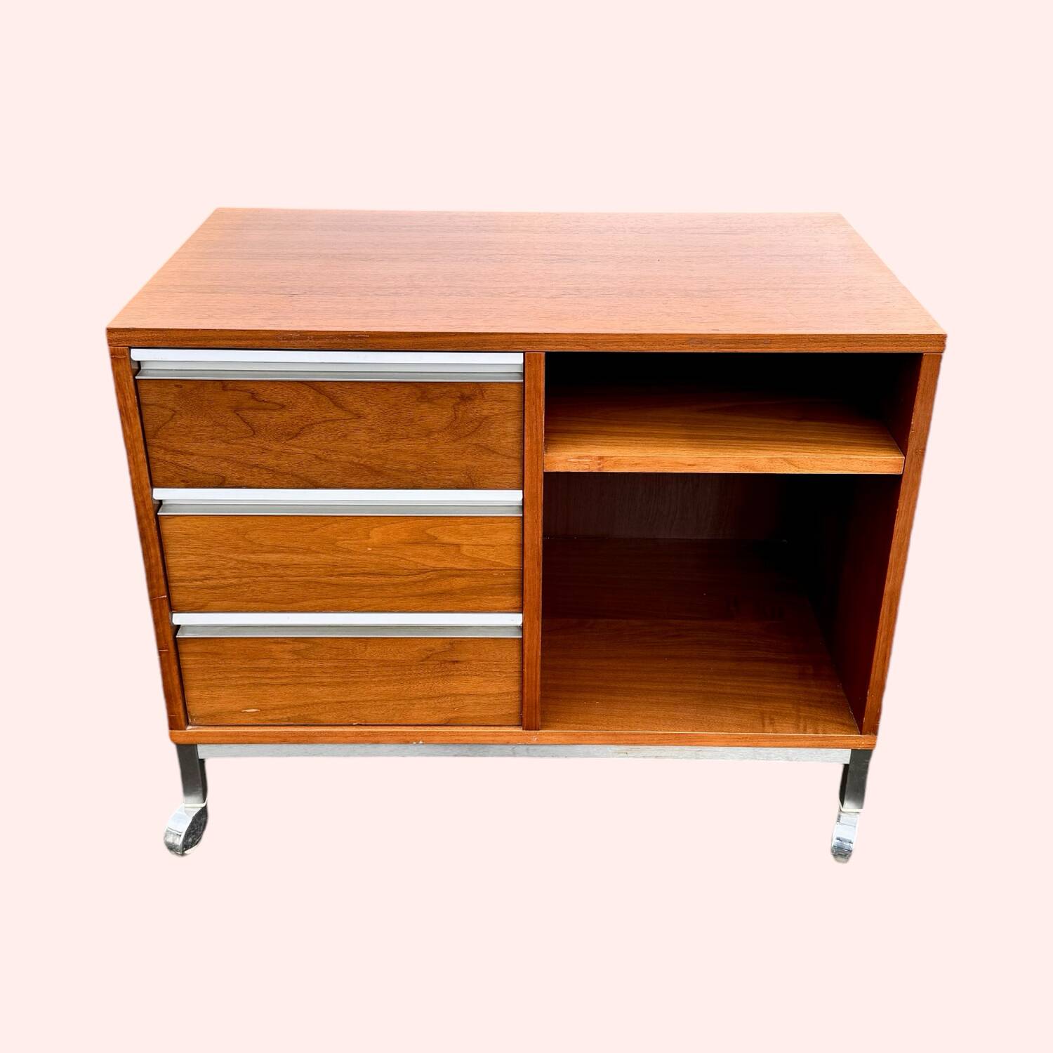 Vintage 70s design low cabinet