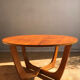 Table basse ronde en tek des années 1960